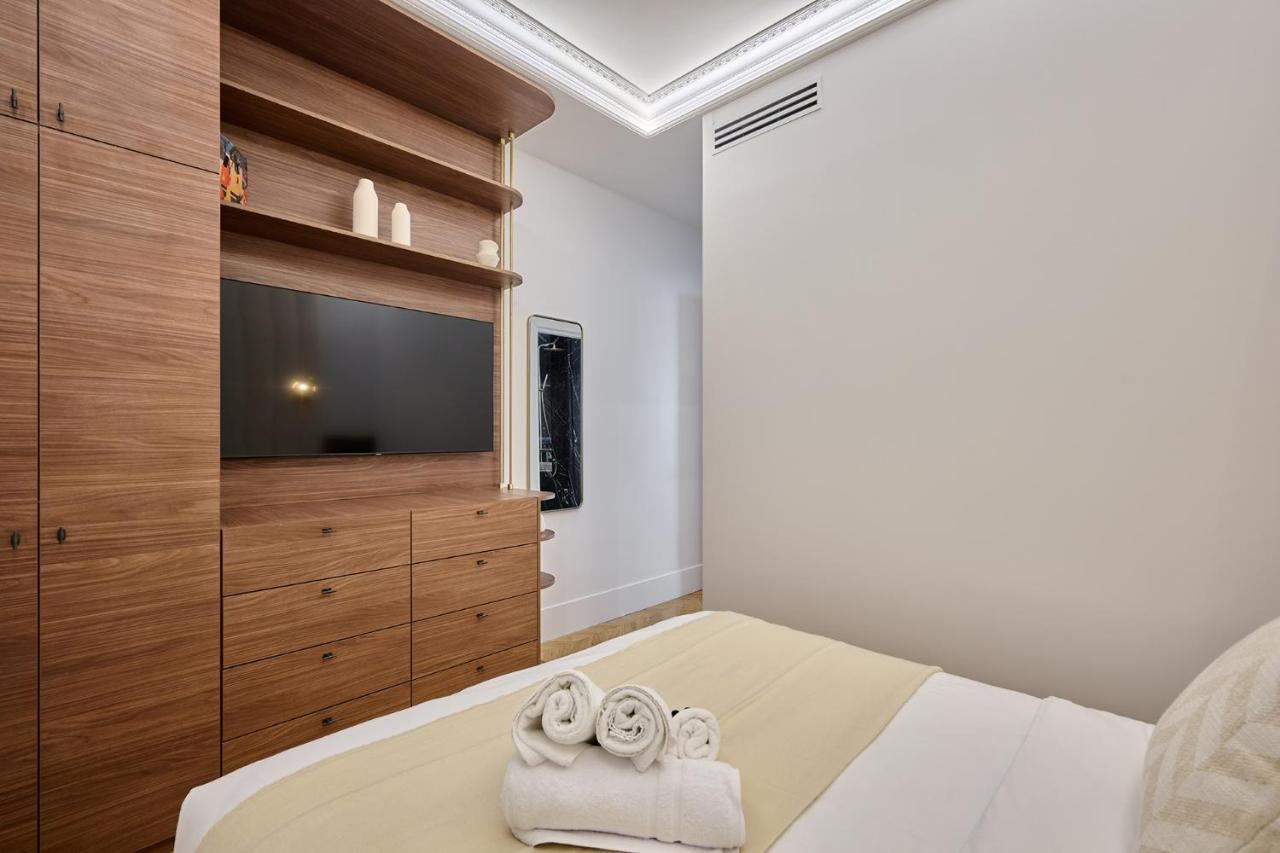 Apart Hotel Louvre Museum By Studio Prestige Paris Exterior photo